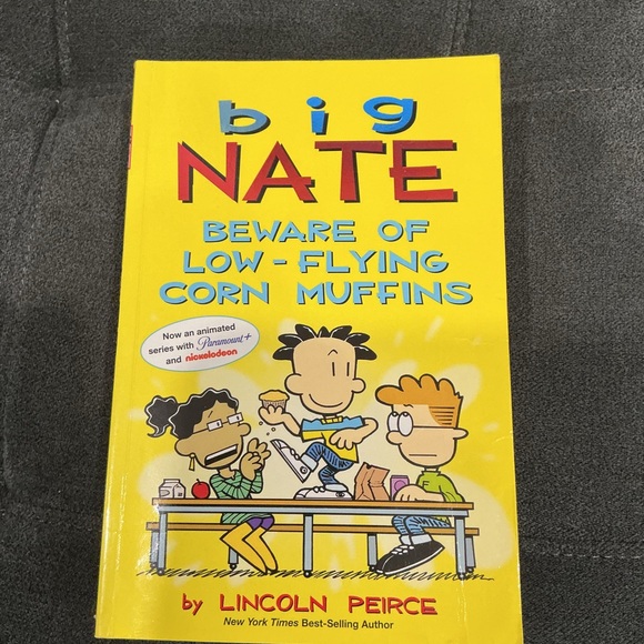 Book Collection - Multicolor - Picture 5 of 8